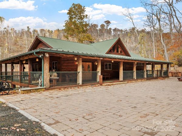 90 Rogers Creek Drive, Bakersville, NC 28705