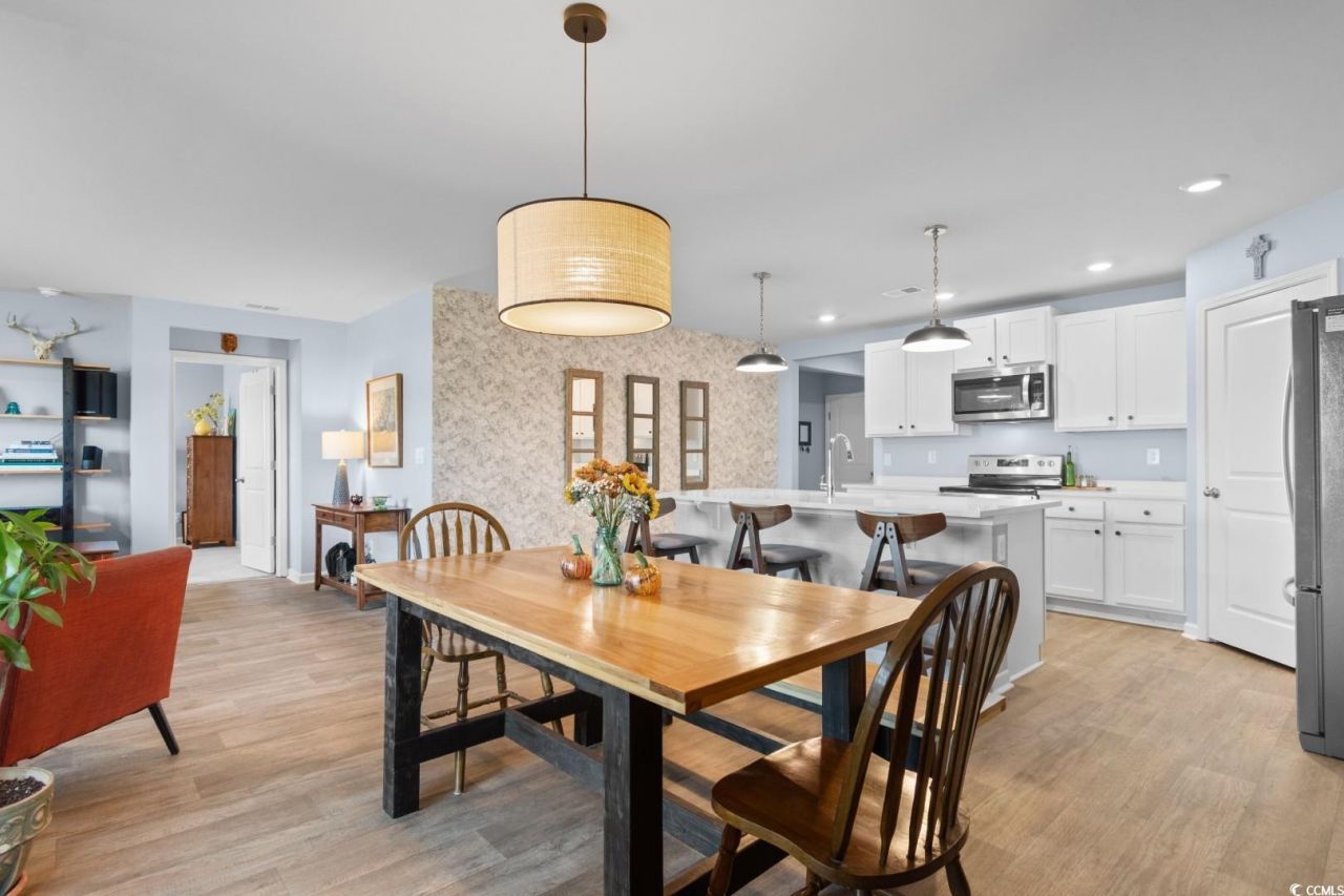 375 Spruce Pine Way Photo 10