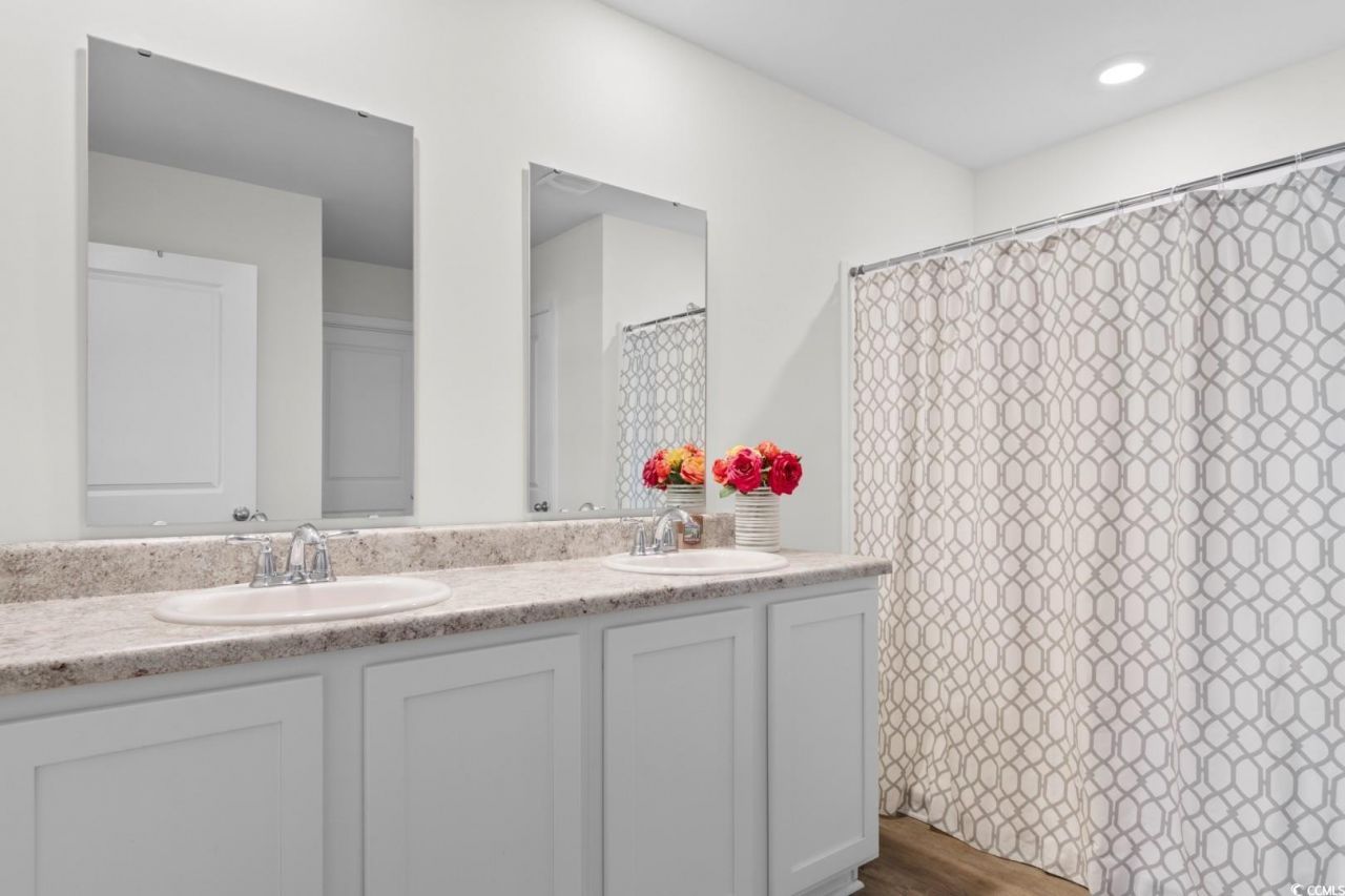 375 Spruce Pine Way Photo 17