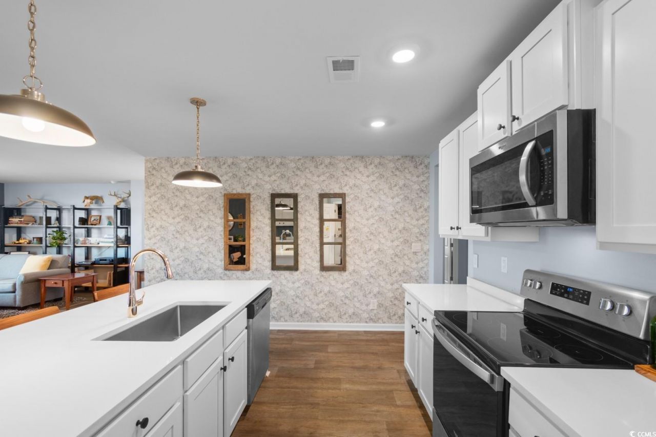 375 Spruce Pine Way Photo 7