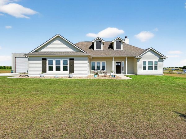 813 CR 342 RD, Granger, TX 76530