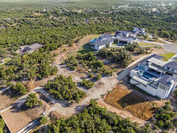 8004 Kuhn DR, Austin, TX 78736