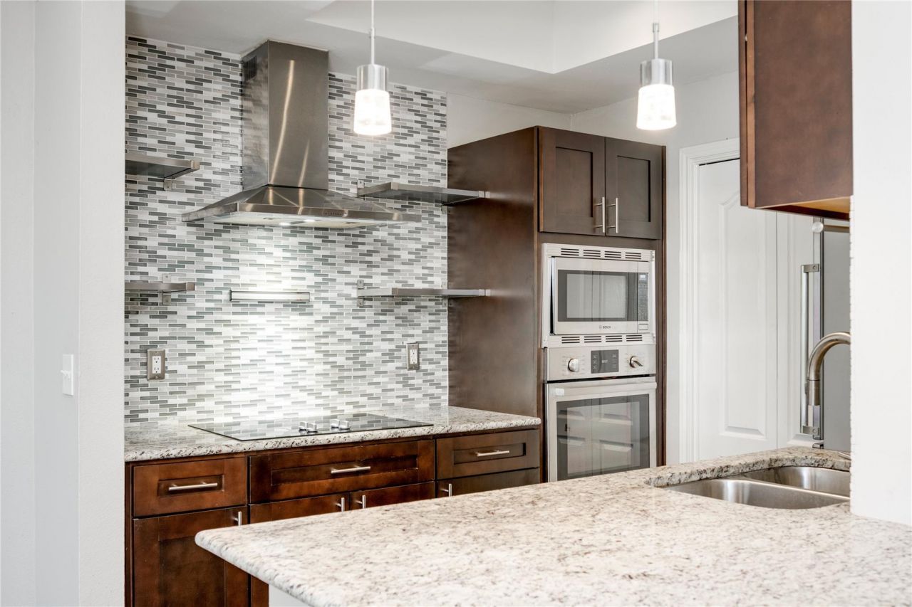 6000 Shepherd Mountain Cv, Unit 407, Austin, TX 78730 Main Photo