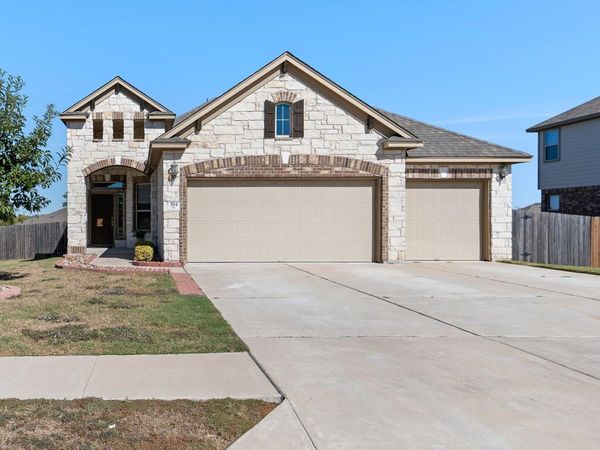 704 Coltrane DR, Pflugerville, TX 78660