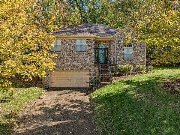 1405 Whitetail Ct, Hermitage, TN 37076