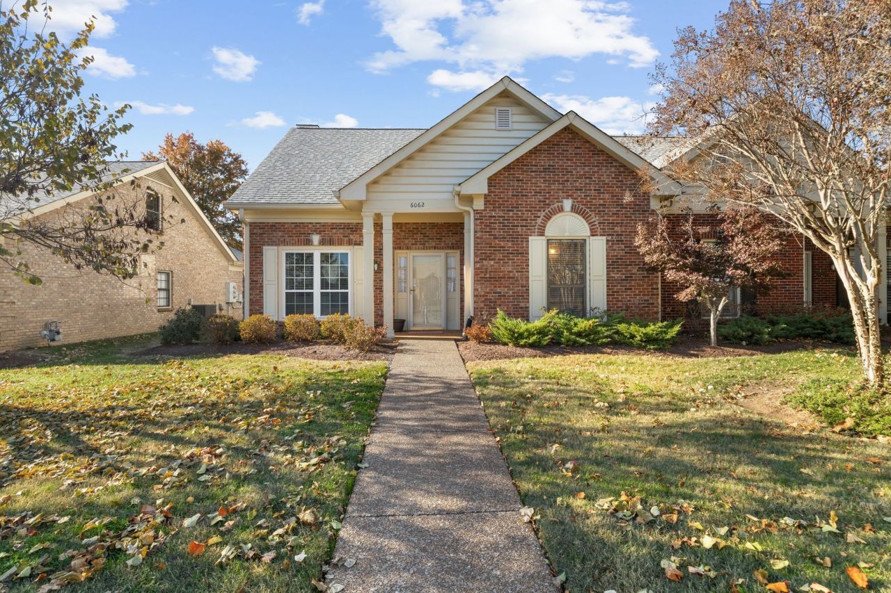 6062 Sunrise Cir, Franklin, TN 37067 Main Photo