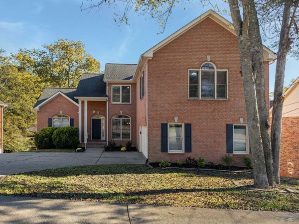 6844 Collinswood Dr, Nashville, TN 37221