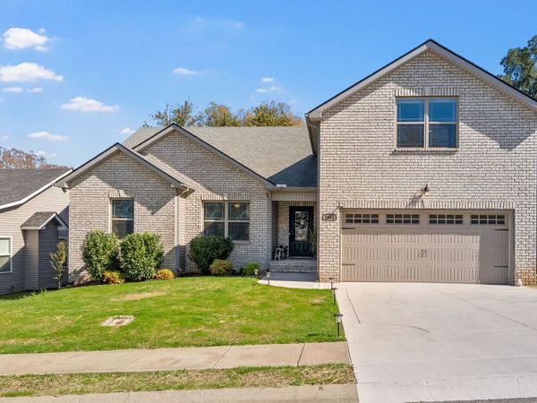 2828 Russet Ridge Dr , Clarksville, TN 37040