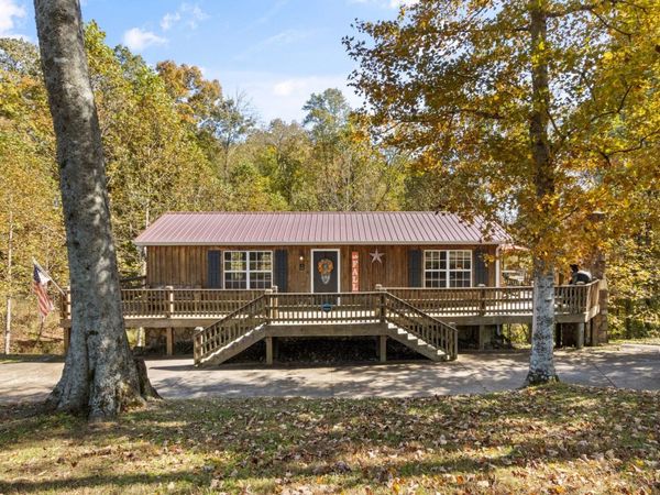 784 Damron Rd, Lynchburg, TN 37352