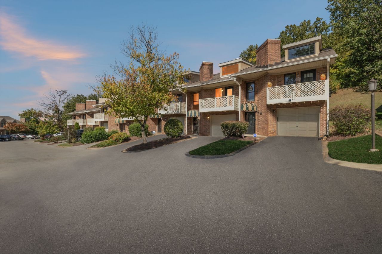 231 Glenstone Cir Brentwood, TN 37027