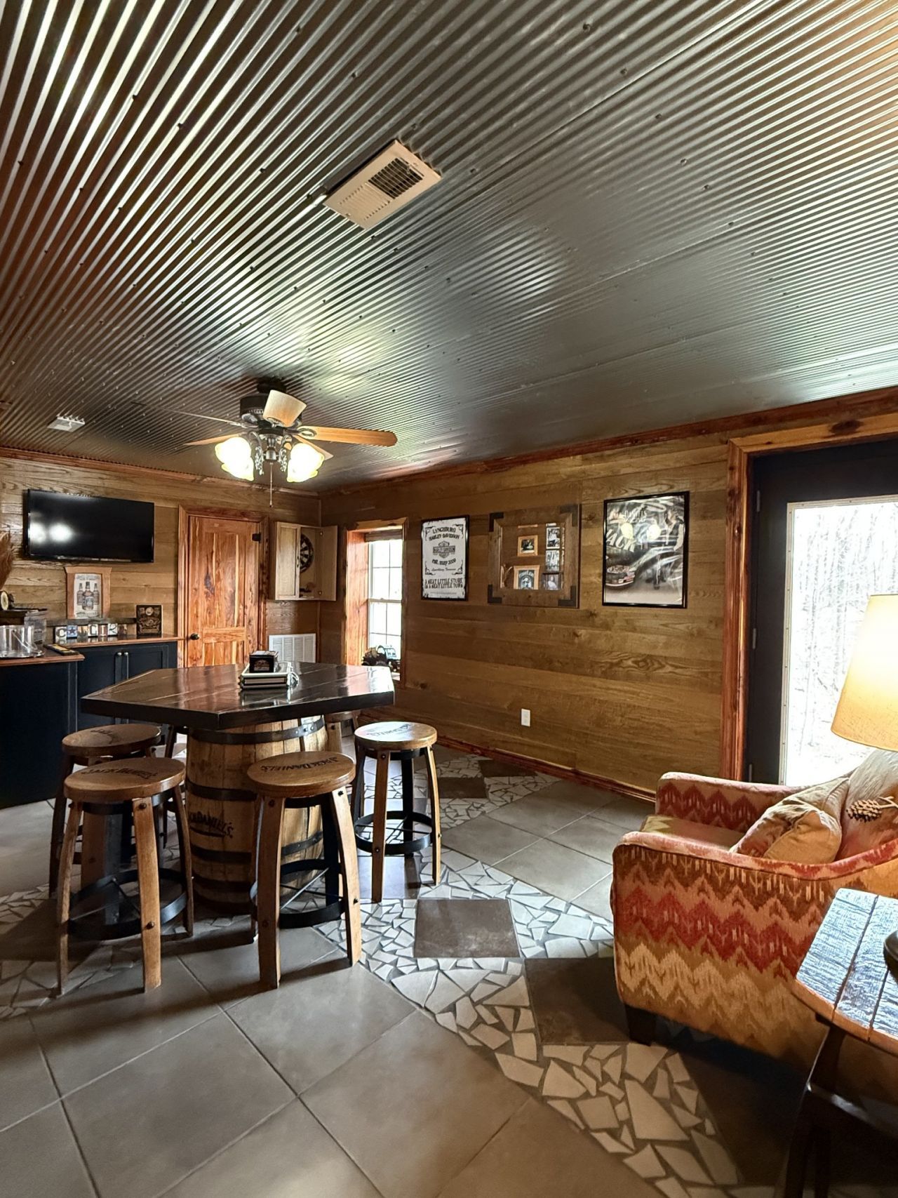 784 Damron Rd, Lynchburg, TN 37352 Main Photo