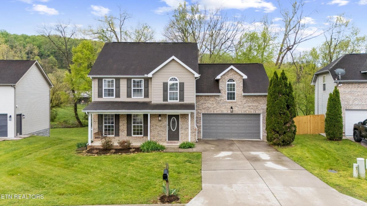 6817 Audrianna Lane, Knoxville, TN 37918 Main Photo