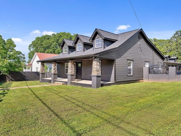 1513 Highland Ave, Columbia, TN 38401