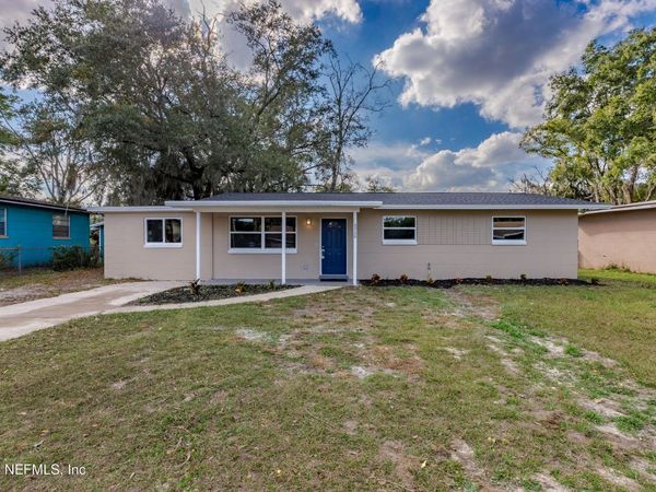 6926 CORDAY Road, Jacksonville, FL 32208
