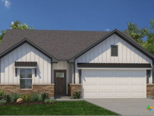 318 Cardinal Dr, Port Lavaca, TX 77979