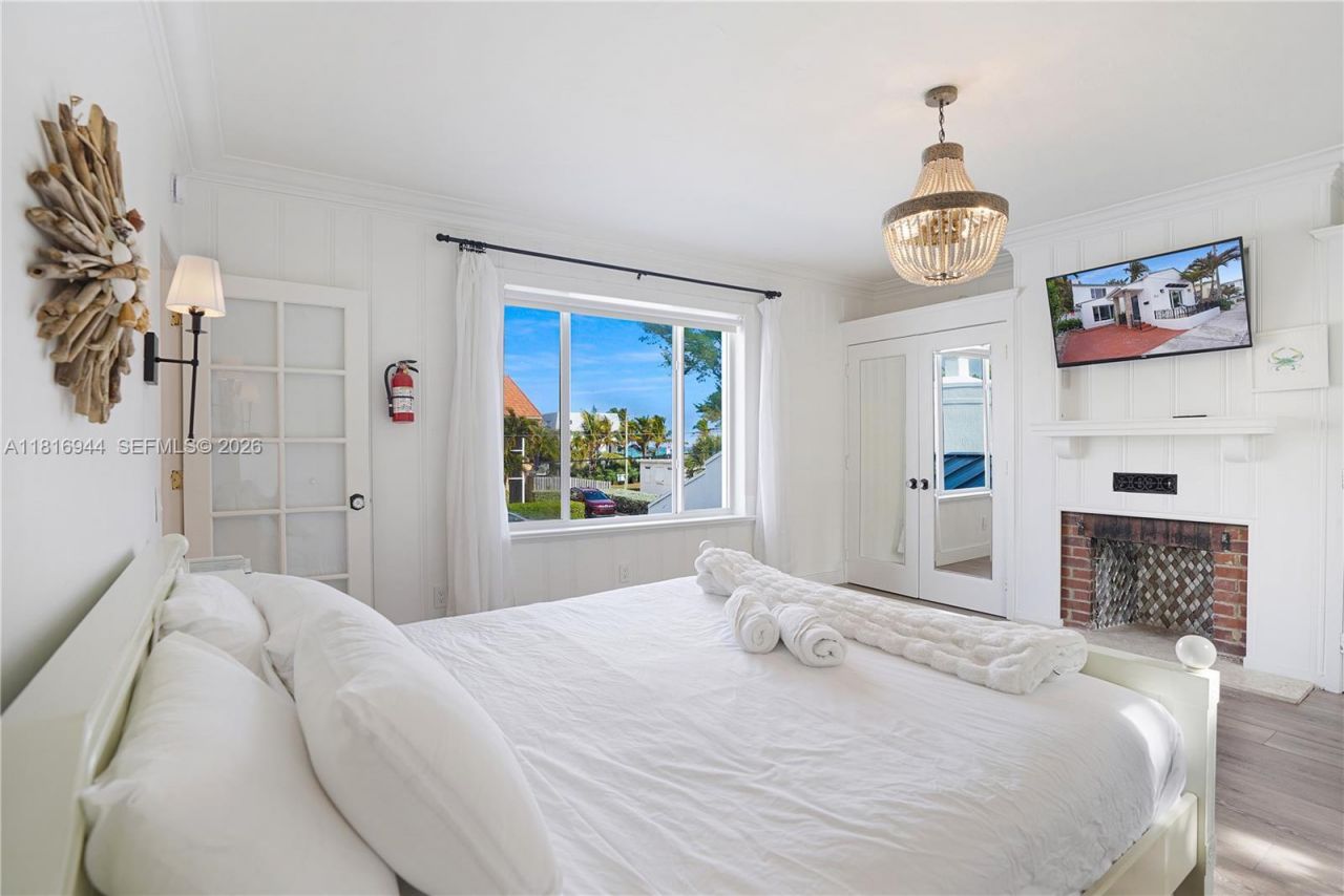 314 Oregon St, Hollywood, FL 33019 Photo