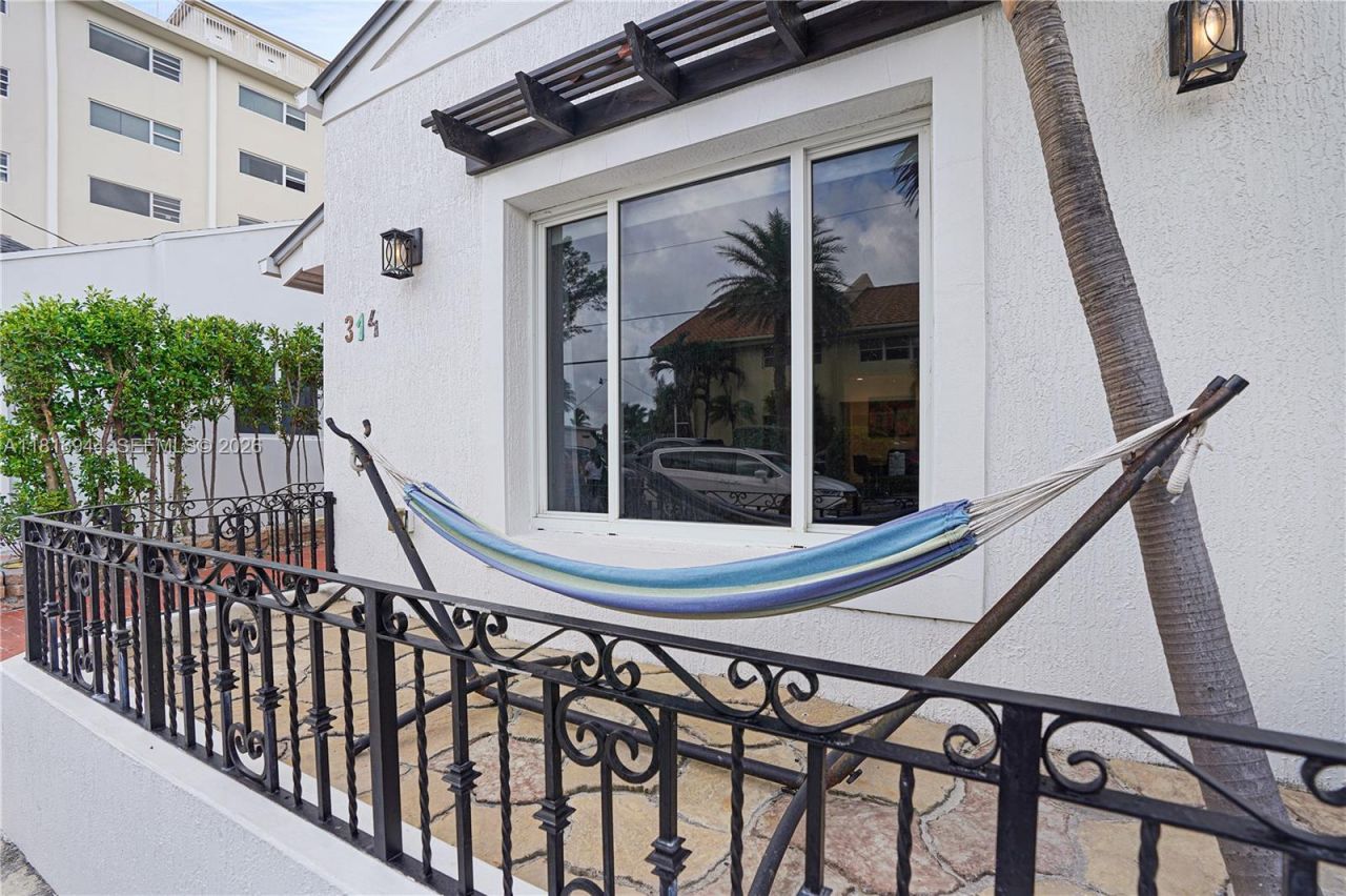 314 Oregon St, Hollywood, FL 33019 Photo