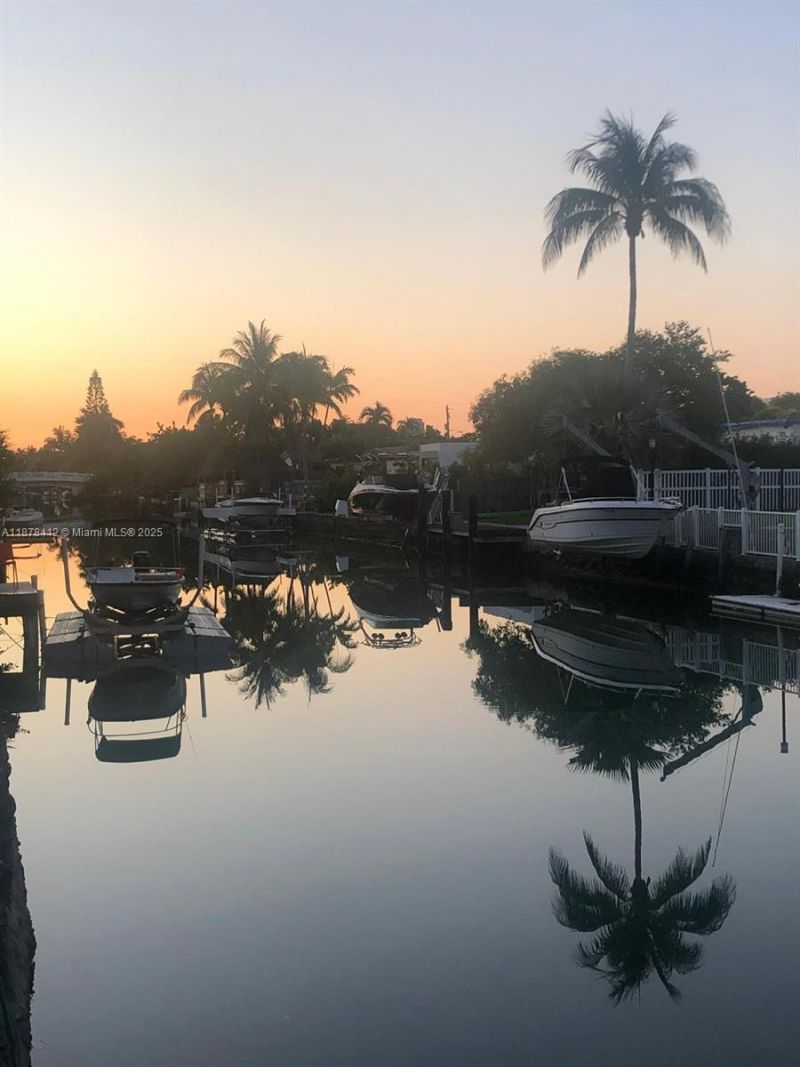 1710 Cleveland Rd, Miami Beach, FL 33141 Photo