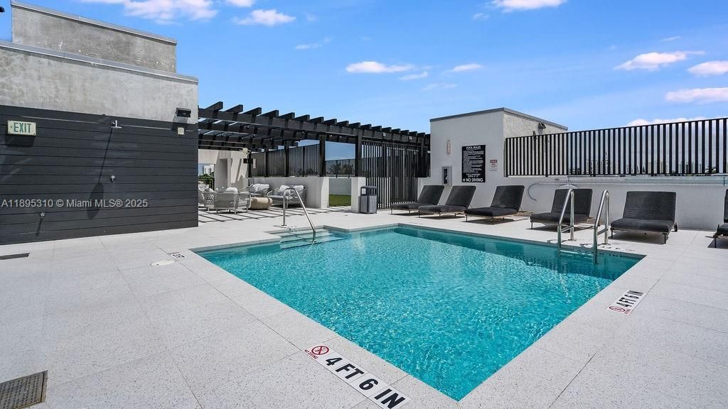 1030 15th St, Unit 201, Miami Beach, FL 33139 Photo