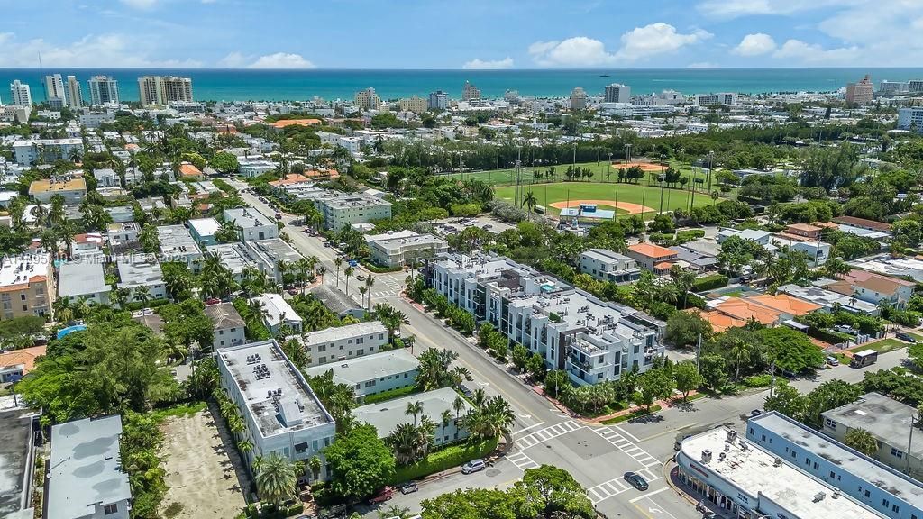 1030 15th St, Unit 201, Miami Beach, FL 33139 Photo