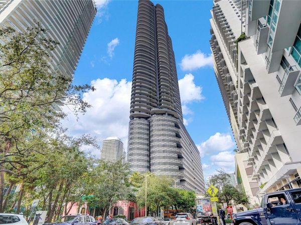 1000 Brickell Plaza, Unit 3905, Miami, FL 33131