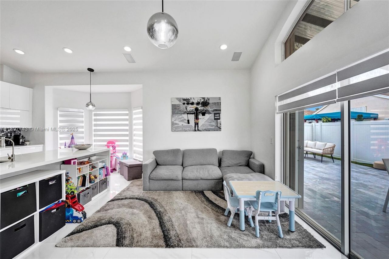 4955 SW 33rd Ave, Hollywood, FL 33312 Photo