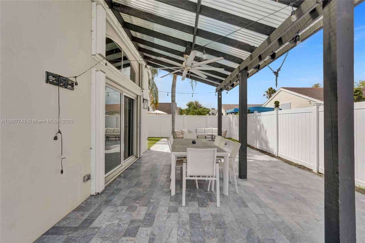 4955 SW 33rd Ave, Hollywood, FL 33312 Photo