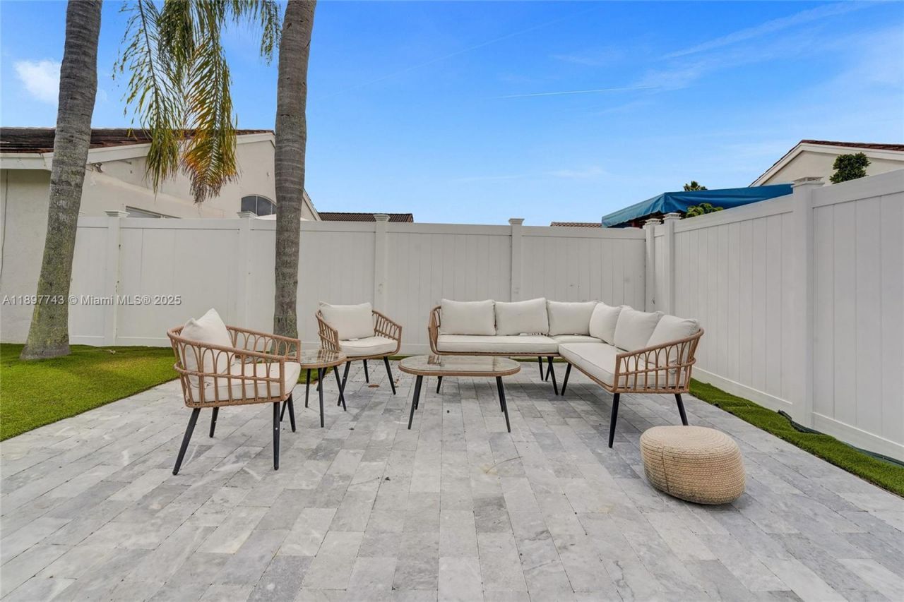 4955 SW 33rd Ave, Hollywood, FL 33312 Photo