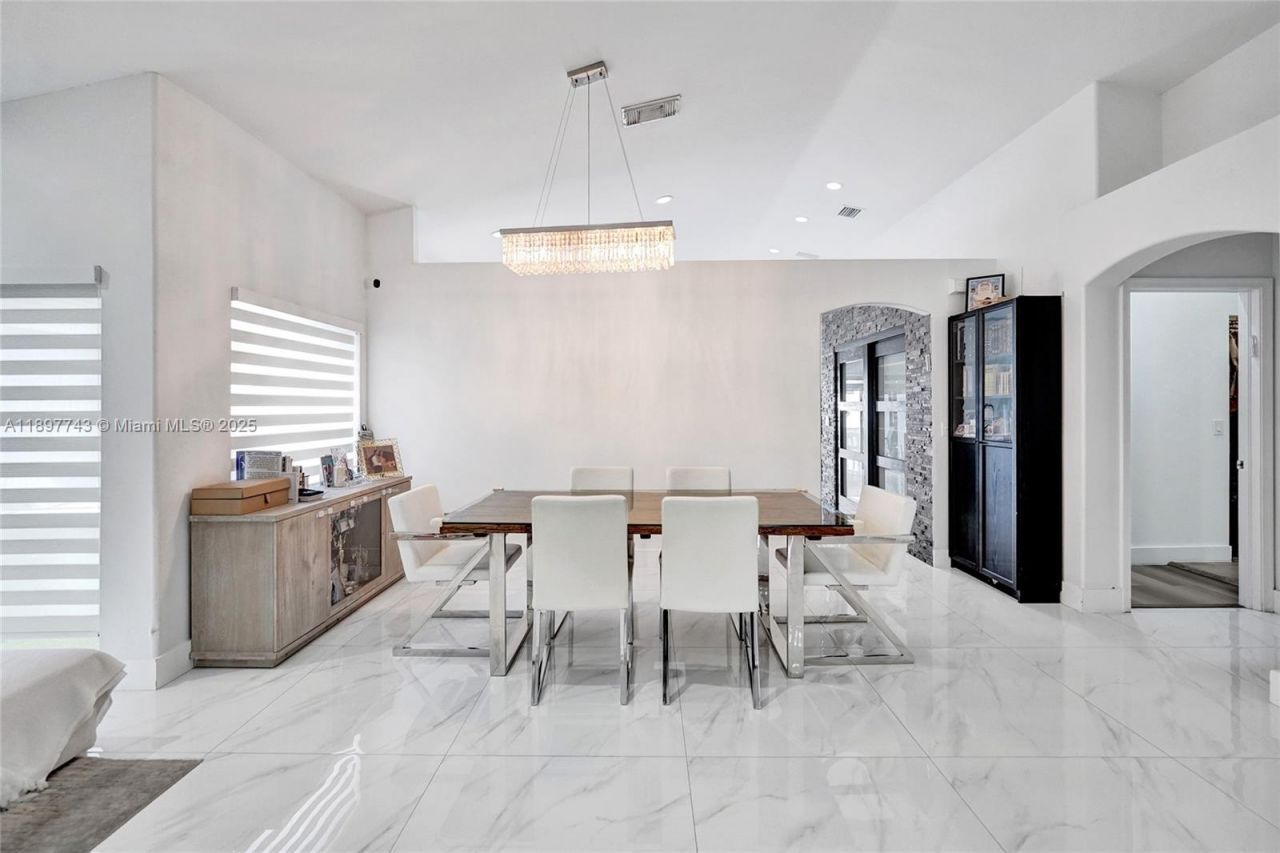 4955 SW 33rd Ave, Hollywood, FL 33312 Photo