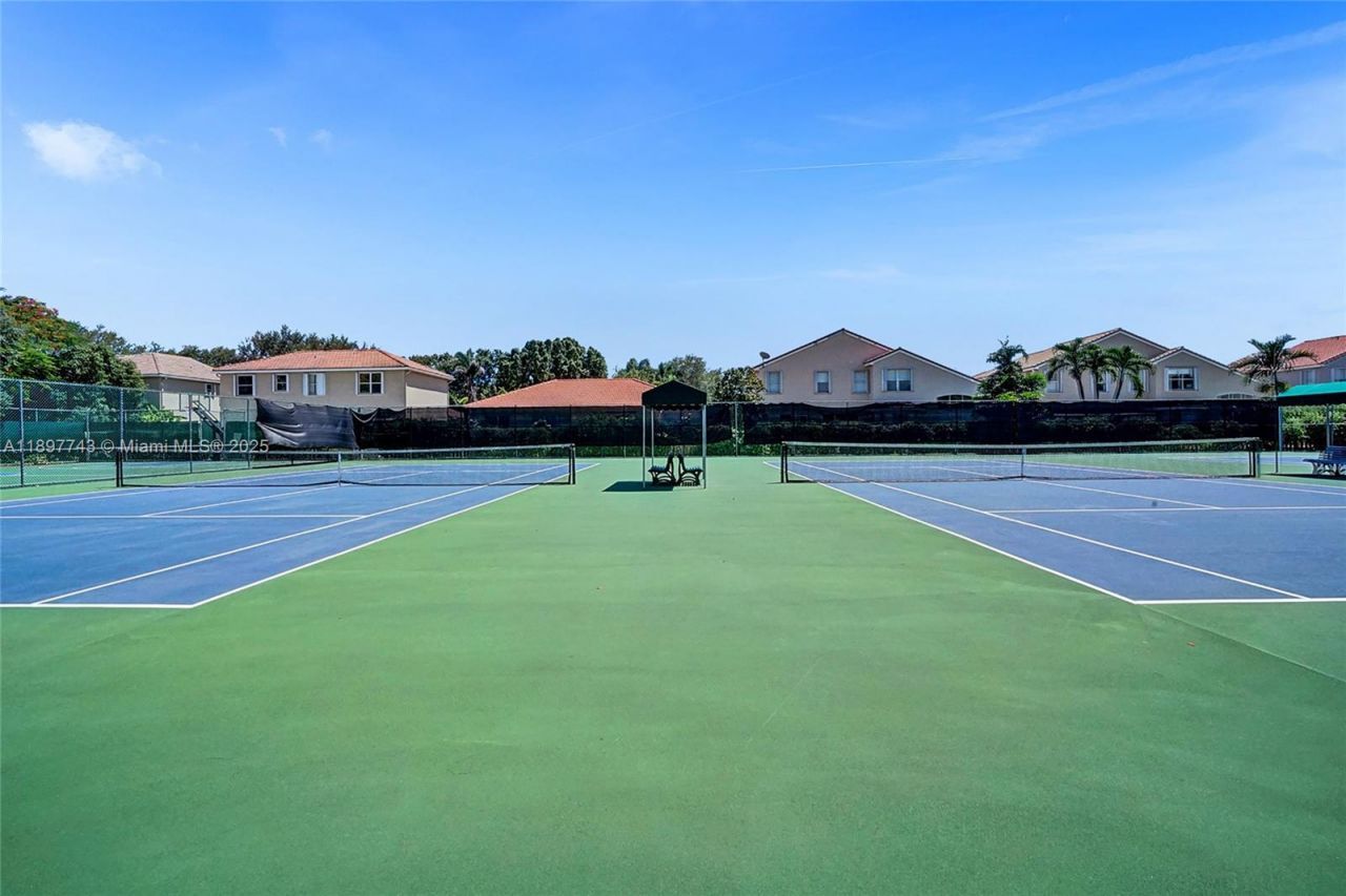 4955 SW 33rd Ave, Hollywood, FL 33312 Photo