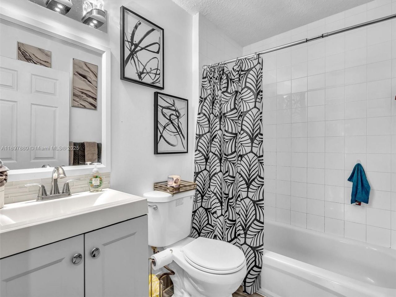 9125 NW 40th St, Sunrise, FL 33351 Photo