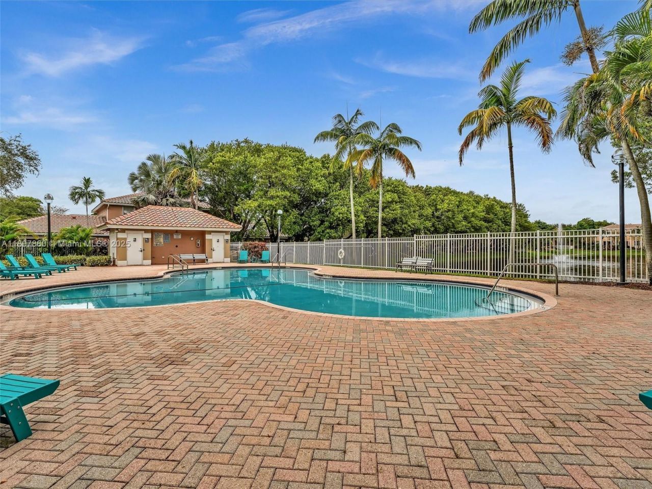 9125 NW 40th St, Sunrise, FL 33351 Photo