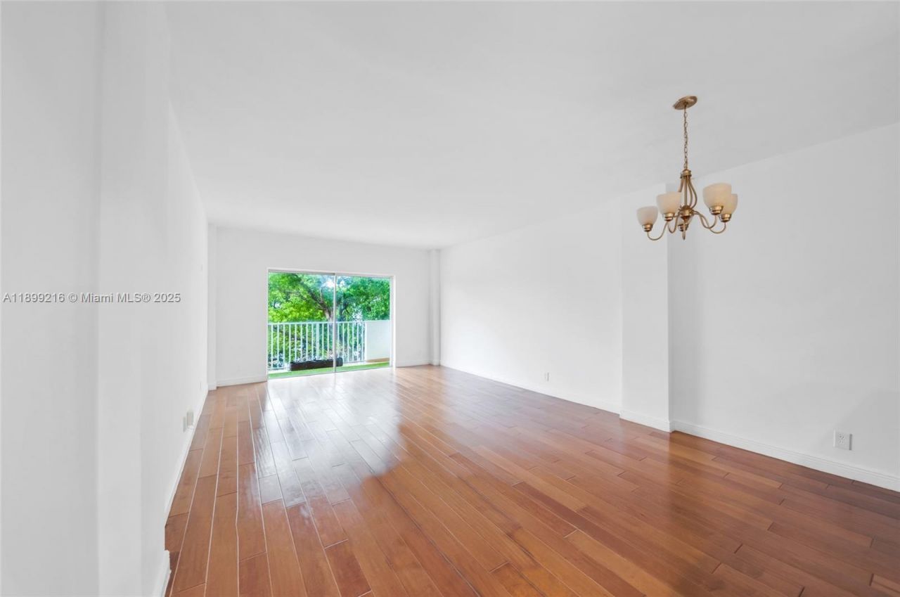 1455 N Treasure Dr, Unit 3K, North Bay Village, FL 33141 Photo