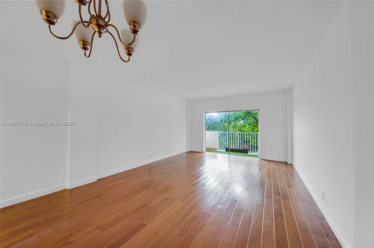 1455 N Treasure Dr, Unit 3K, North Bay Village, FL 33141 Photo