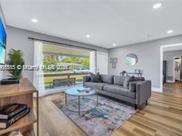 410 Pennsylvania Ave, Unit 410, Fort Lauderdale, FL 33312