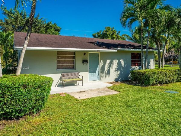 313 NW 12th St, Homestead, FL 33030