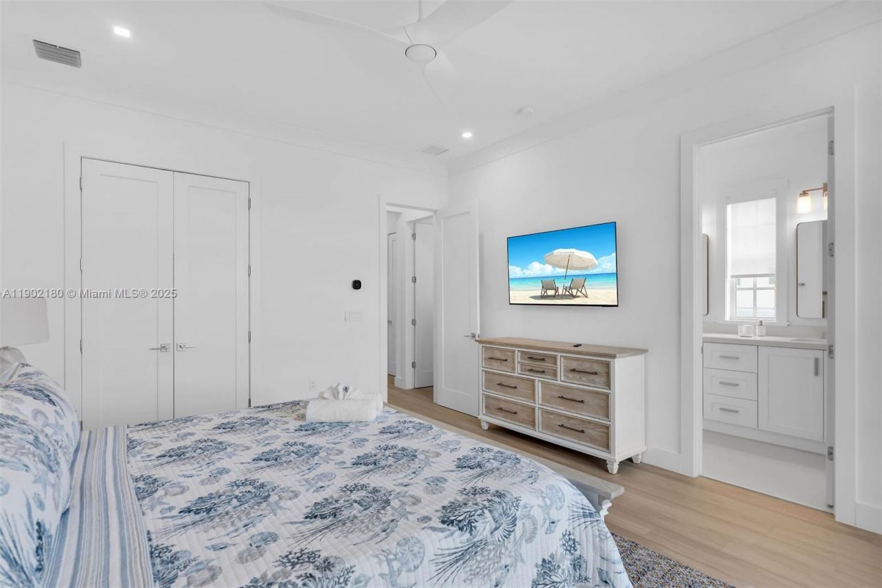 59720 Overseas Hwy #9, Marathon, FL 33050 Photo