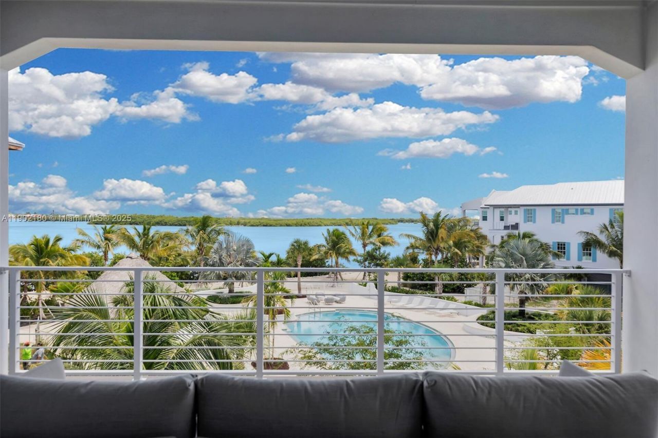 59720 Overseas Hwy #9, Marathon, FL 33050 Photo