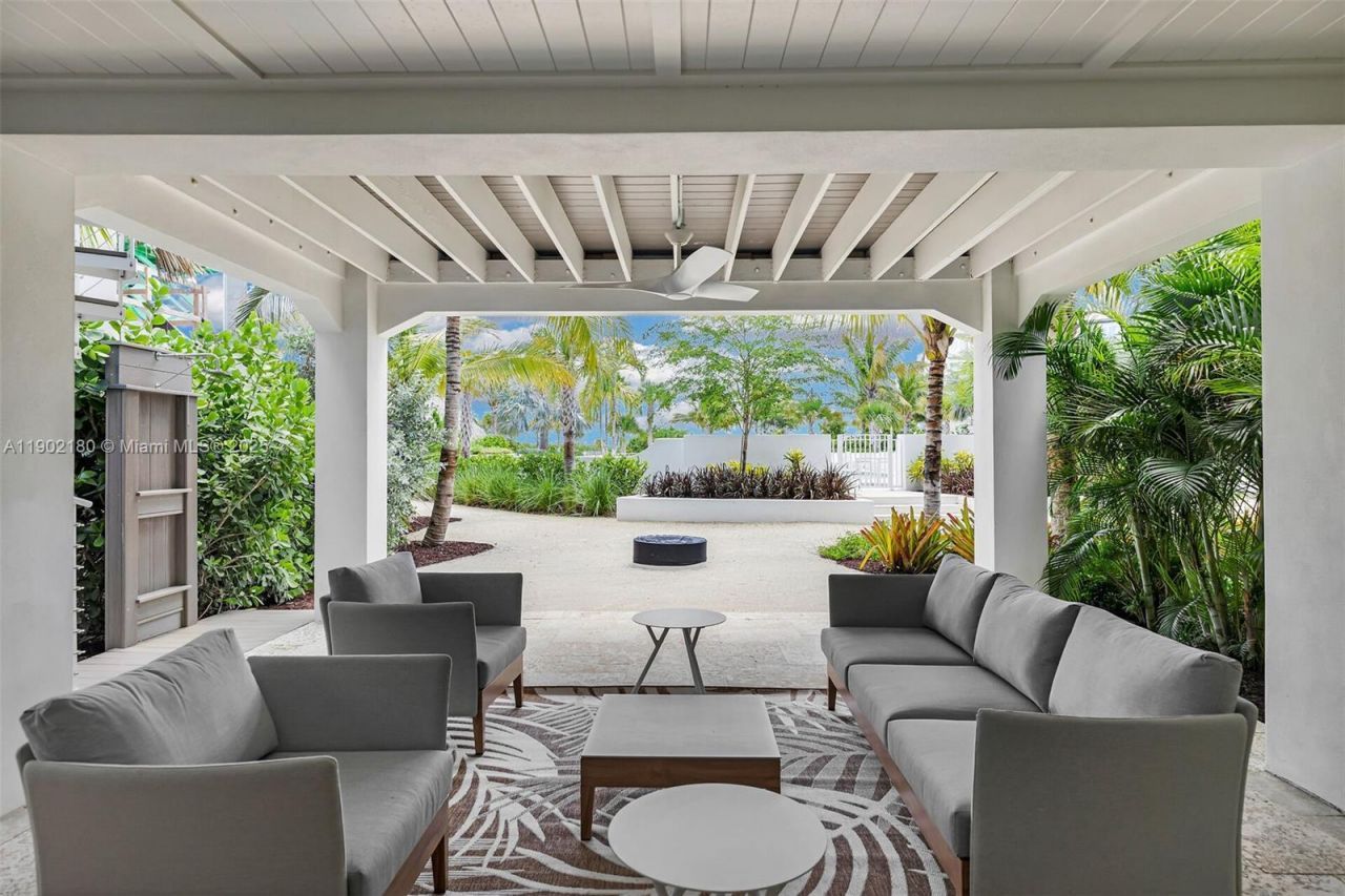 59720 Overseas Hwy #9, Marathon, FL 33050 Photo