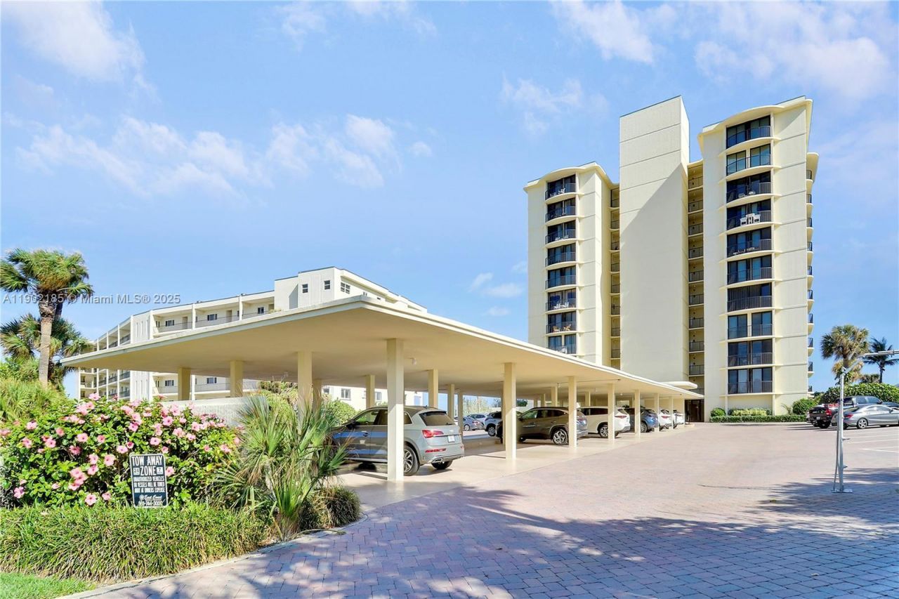 200 Beach Road, Unit 703, Tequesta, FL 33469 Photo