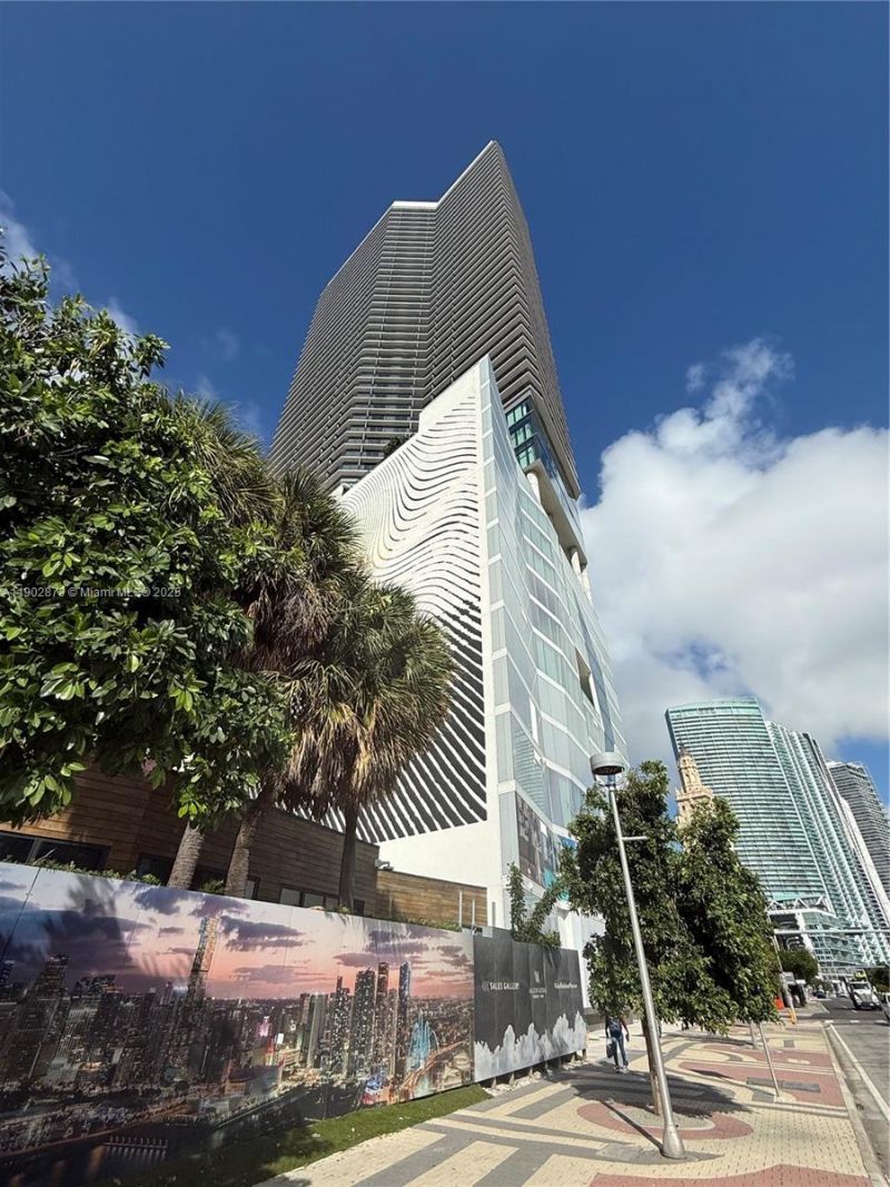 398 NE 5th St, Unit 4719, Miami, FL 33132 Photo