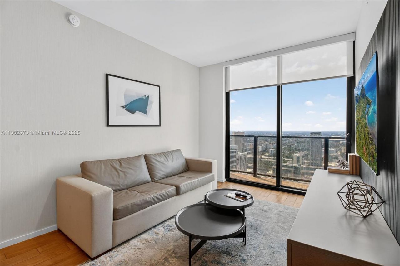 398 NE 5th St, Unit 4719, Miami, FL 33132 Photo