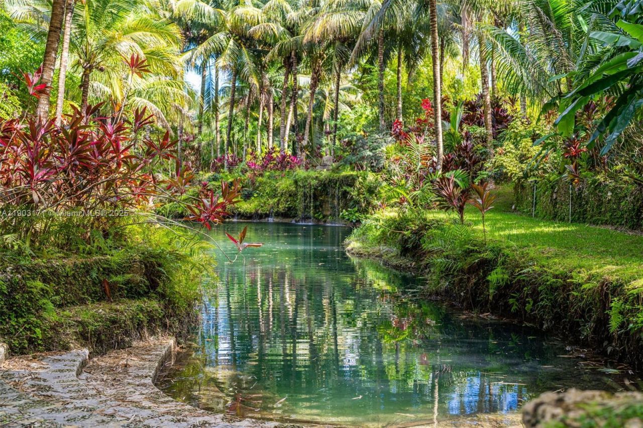 15000 SW 200th St, Miami, FL 33187 Photo