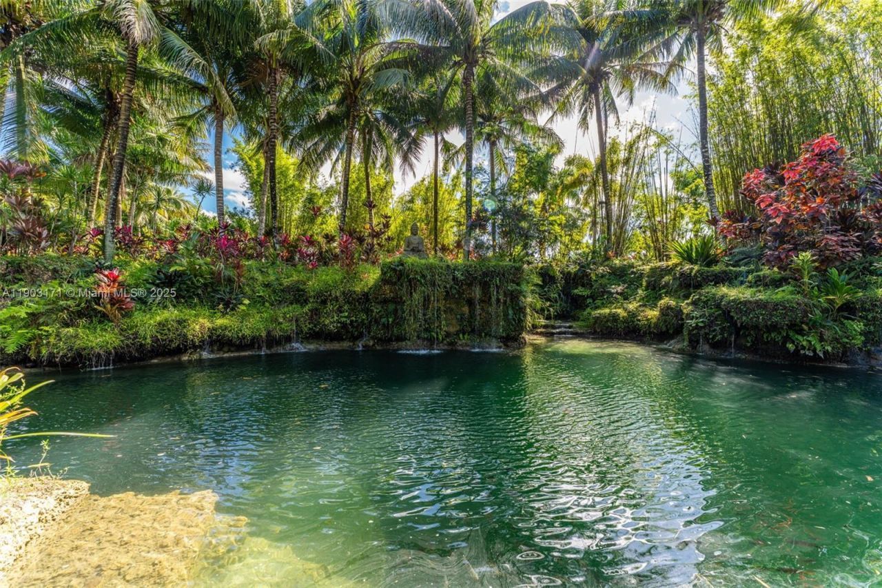 15000 SW 200th St, Miami, FL 33187 Photo