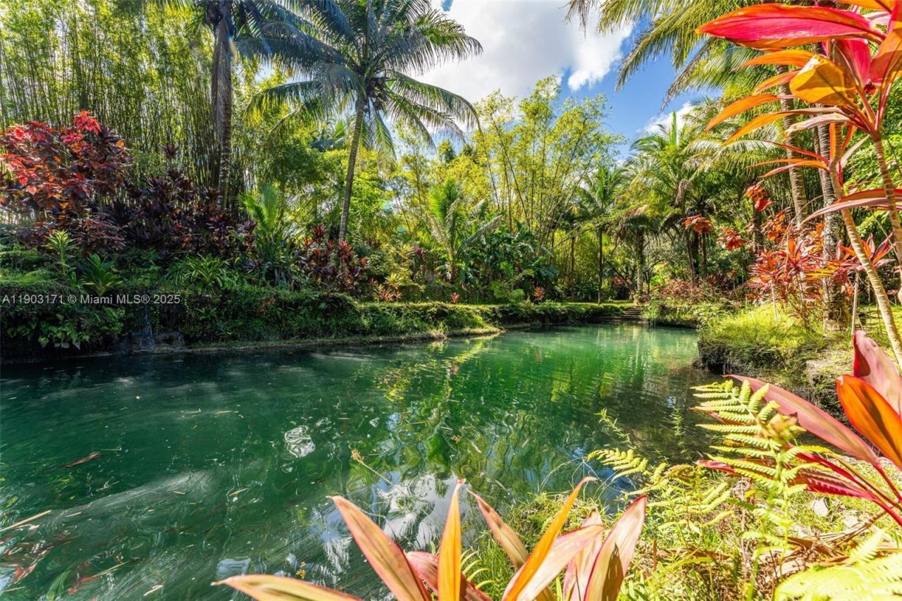 15000 SW 200th St, Miami, FL 33187 Photo