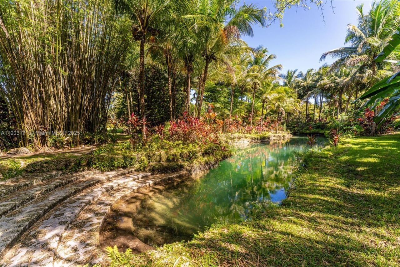 15000 SW 200th St, Miami, FL 33187 Photo