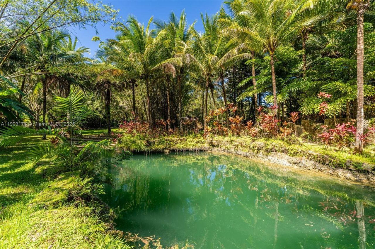 15000 SW 200th St, Miami, FL 33187 Photo