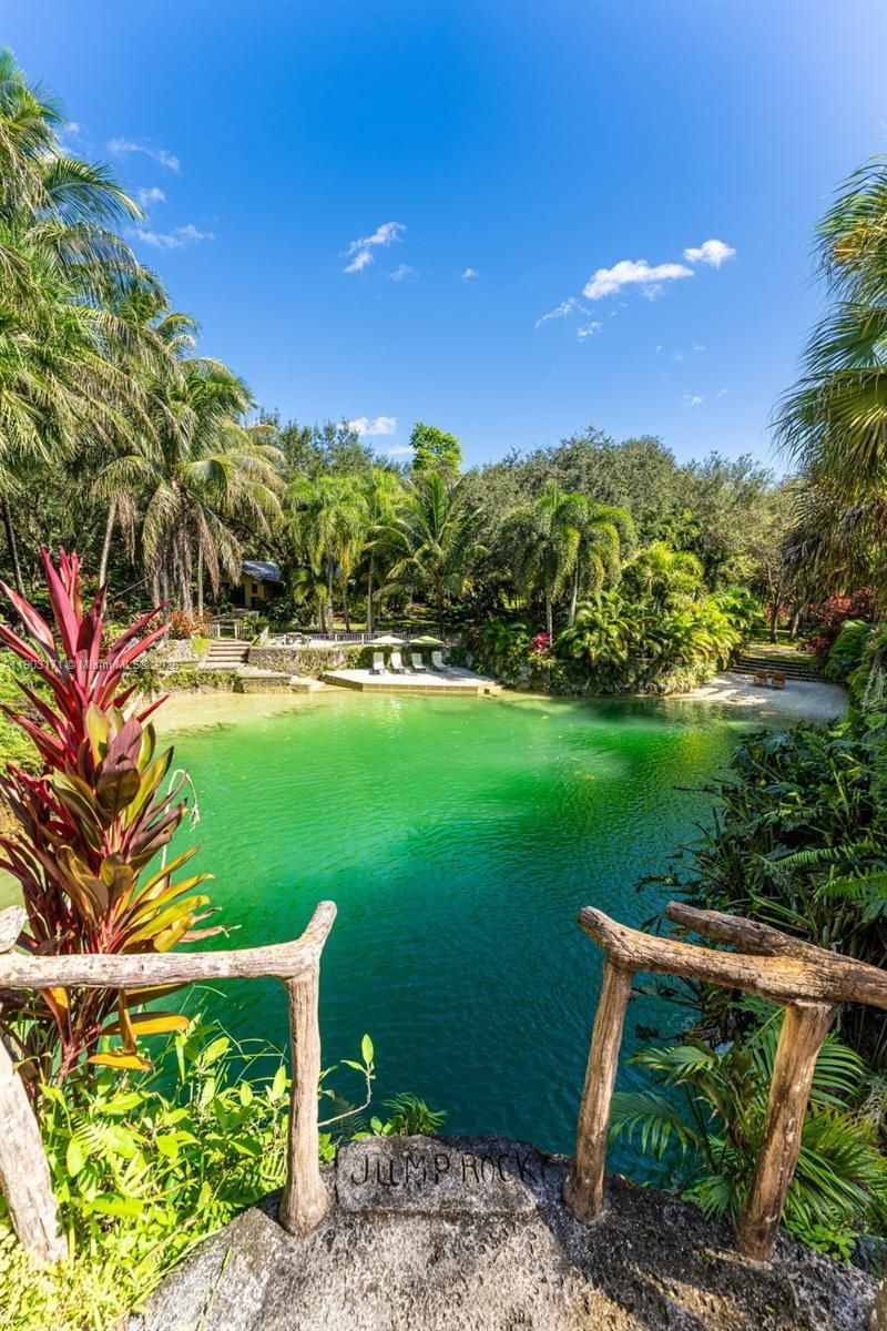 15000 SW 200th St, Miami, FL 33187 Photo