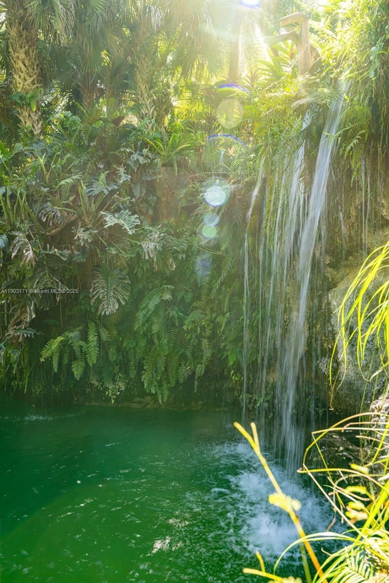 15000 SW 200th St, Miami, FL 33187 Photo