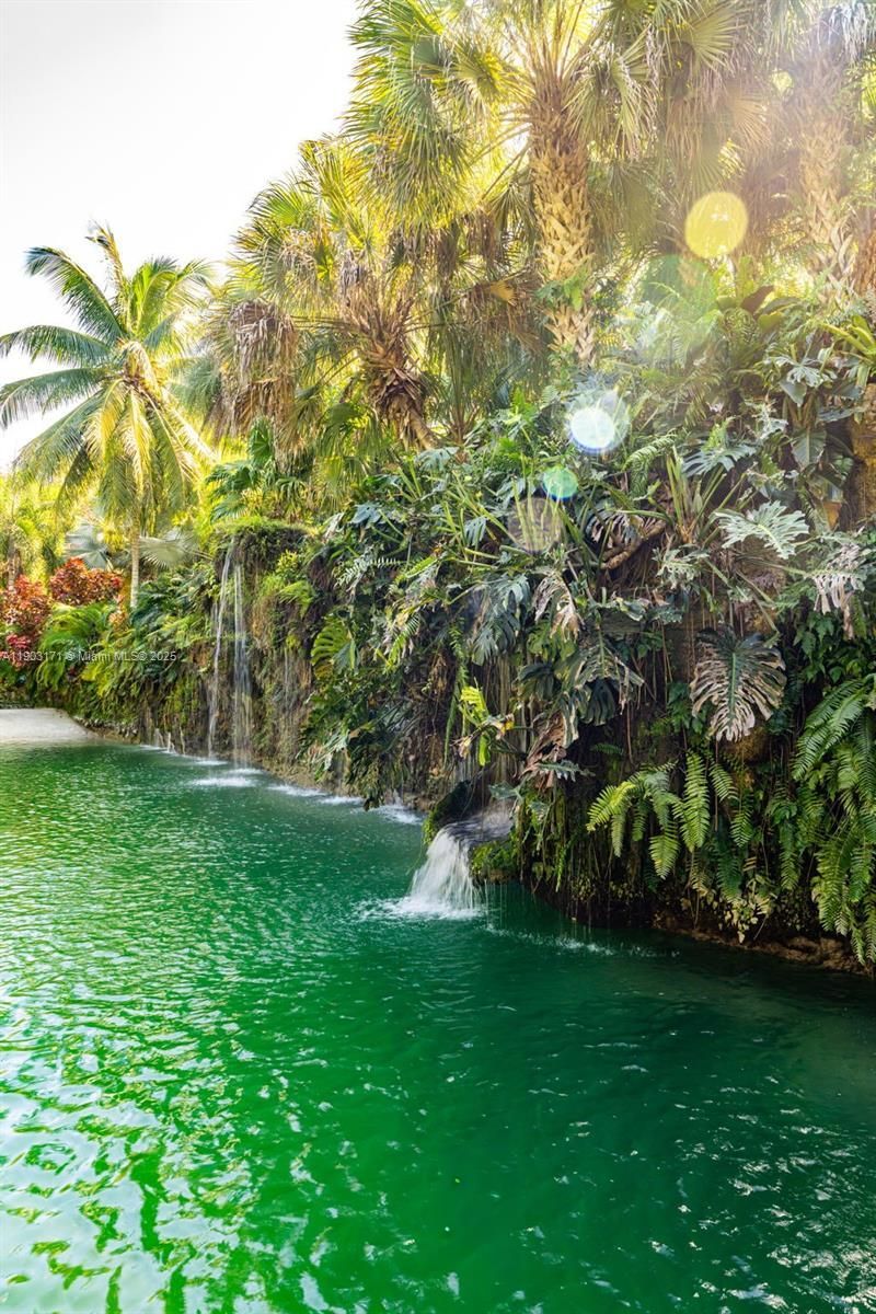 15000 SW 200th St, Miami, FL 33187 Photo